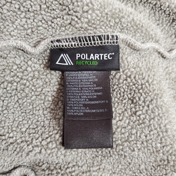 *SOLD*  The North Face Recycled Polartec Jacket M - Picture 7 of 12